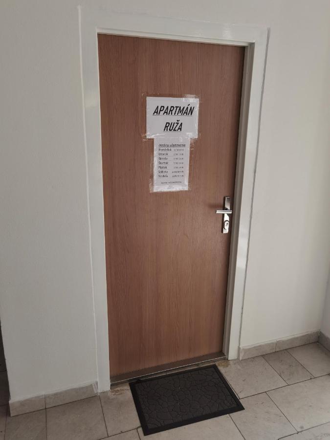 Apartman Ruza Ruzomberok Εξωτερικό φωτογραφία