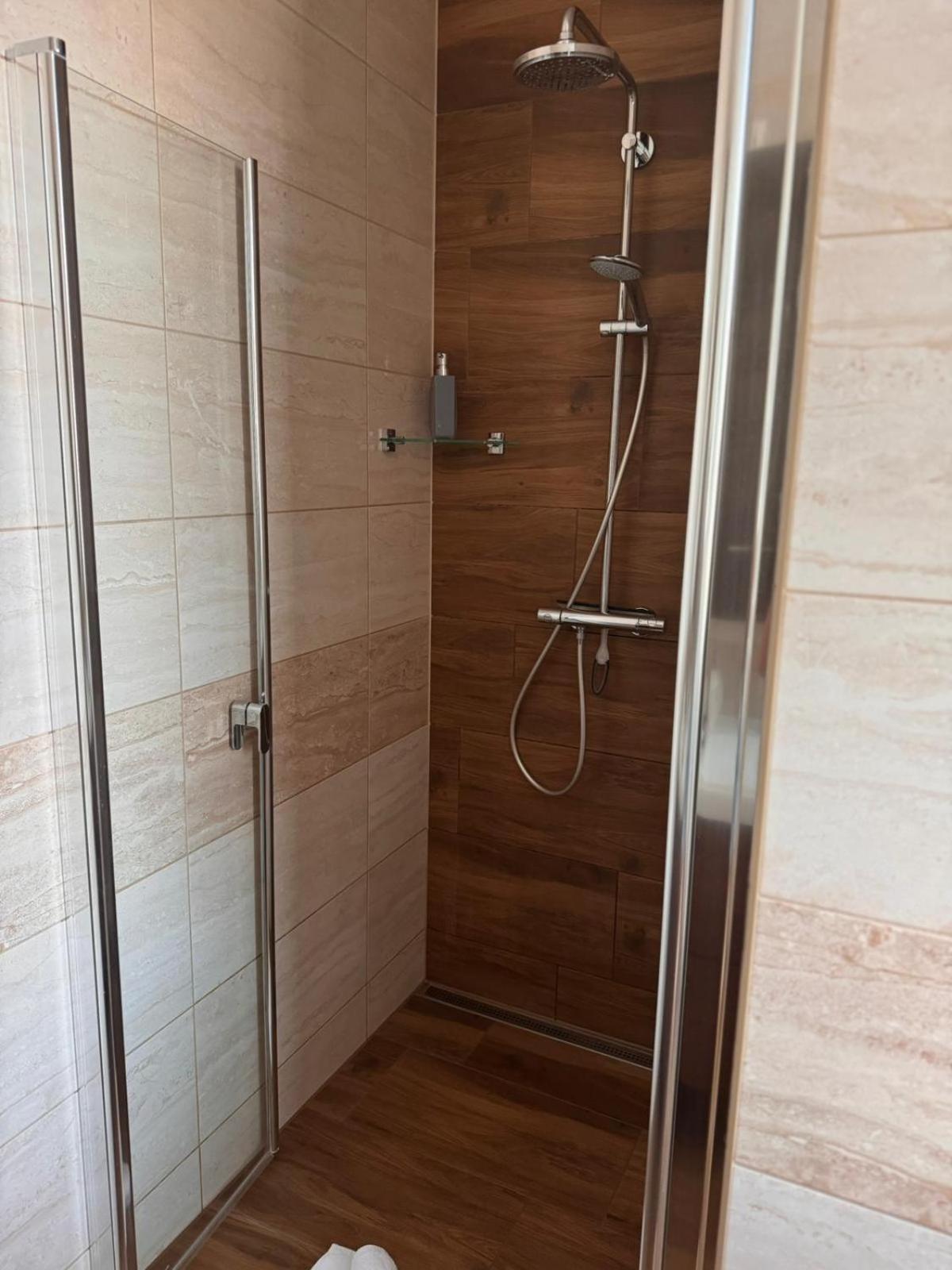 Apartman Ruza Ruzomberok Εξωτερικό φωτογραφία